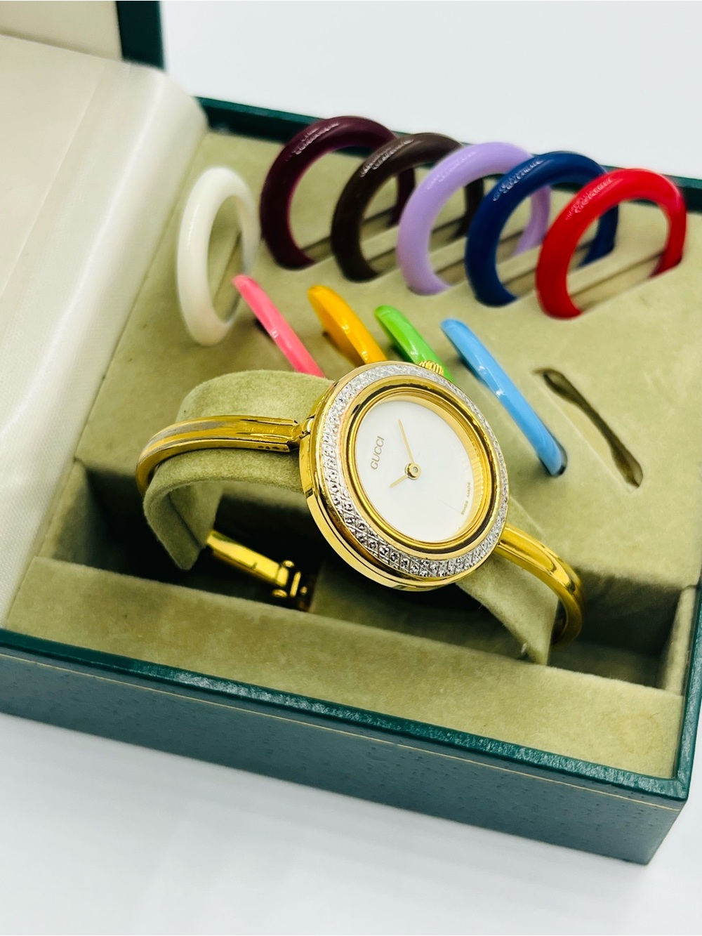Gucci Gold-tone Ladies Watch with Interchangeable Color Bezels - Picture 12 of 16